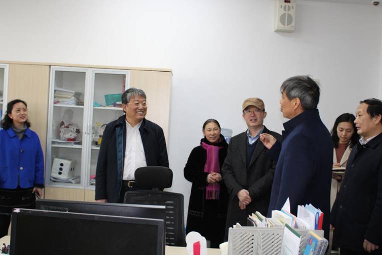 说明: IMG_0183 说明: IMG_0183